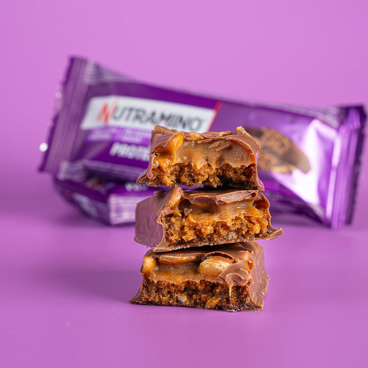 Nutramino Proteinriegel – Chunky Peanut & Caramel (12 x 55 g)